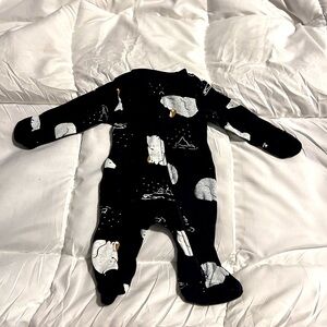Carters pajamas, polar bear print